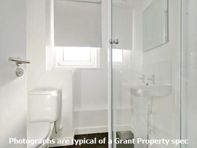  Image of 2 Bedroom Flat  To Rent at Ashvale Place, Aberdeen, AB10 at Aberdeen  Aberdeen, AB10 6QD