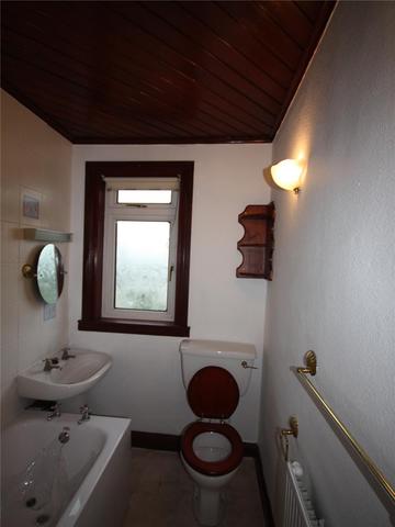  Image of 2 Bedroom Flat  To Rent at Hilton Drive, Woodside, Aberdeen, AB24 at Hilton Aberdeen Aberdeen, AB24 4PS