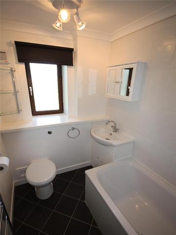  Image of 3 Bedroom Flat  To Rent at Morrison Drive, Aberdeen, AB10 at Garthdee Aberdeen Aberdeen, AB10 7EA