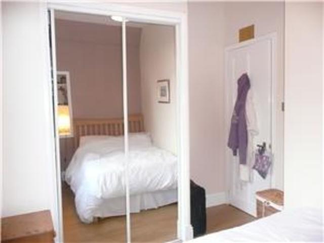  Image of 1 Bedroom Flat  To Rent at Wallfield Place, Aberdeen, AB25 at Rosemount Aberdeen Aberdeen, AB25 2JR