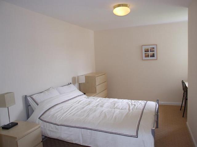  Image of 2 Bedroom Flat  To Rent at Mary Elmslie Court, King Street, Aberdeen, AB24 at City Centre Aberdeen Aberdeen, AB24 5BS