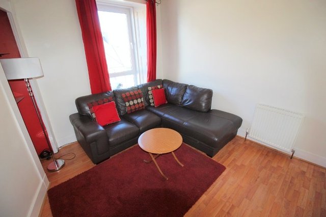  Image of 2 Bedroom Flat  To Rent at Holburn Street, Aberdeen, AB10 at Holburn Aberdeen Aberdeen, AB10 6DB
