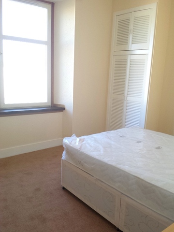  Image of 1 Bedroom Flat  To Rent at Holland Street, Aberdeen, AB25 at City Centre Aberdeen Aberdeen, AB25 3UL