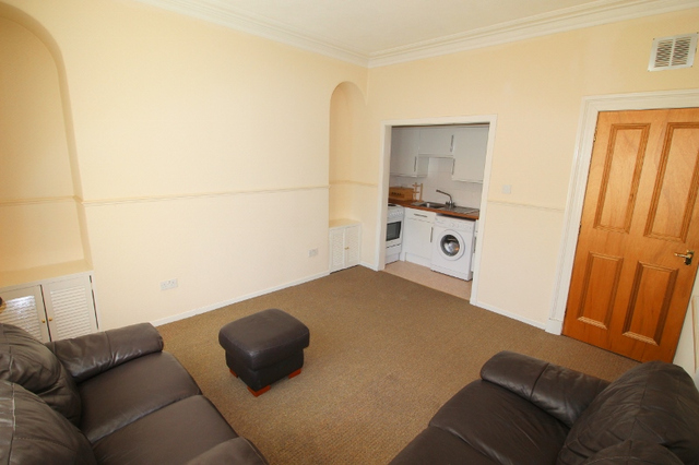  Image of 1 Bedroom Flat  To Rent at Walker Road, Aberdeen, AB11 at Torry Aberdeen Aberdeen, AB11 8BL