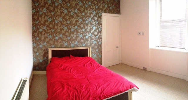  Image of 1 Bedroom Flat  To Rent at Wallfield Place, Aberdeen, AB25 at Rosemount Aberdeen Aberdeen, AB25 2JQ