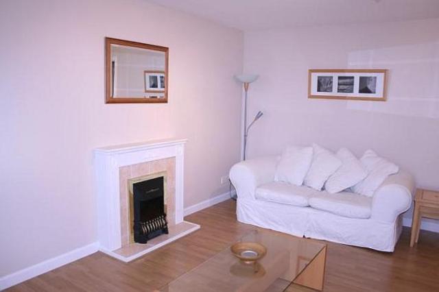  Image of 2 Bedroom Flat  To Rent at Holburn Street, Aberdeen, AB10 at Holburn Aberdeen Aberdeen, AB10 7LH