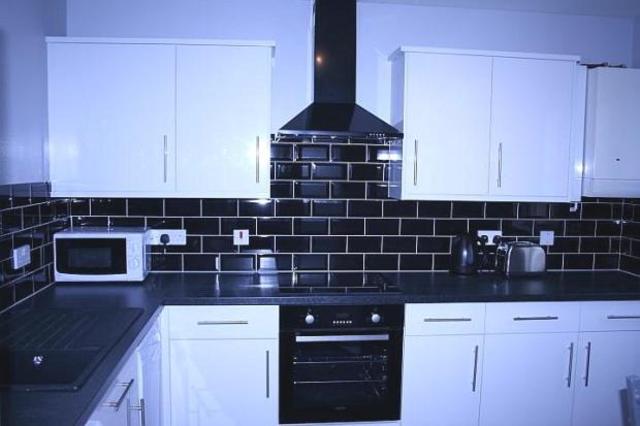  Image of 2 Bedroom Flat  To Rent at Holburn Street, Aberdeen, AB10 at Holburn Aberdeen Aberdeen, AB10 7LH