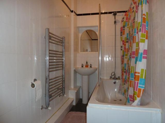  Image of 1 Bedroom Flat  To Rent at Raeburn Place, Aberdeen, AB25 at Rosemount Aberdeen Aberdeen, AB25 1PP
