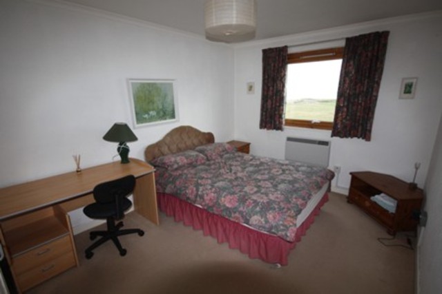  Image of 2 Bedroom Flat  To Rent at Balgownie Court, Aberdeen, AB24 at Bridge of Don Aberdeen Aberdeen, AB24 1XF