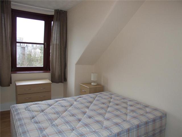  Image of 3 Bedroom Flat  To Rent at Crown Street, Aberdeen, AB11 at City Centre Aberdeen Aberdeen, AB11 6JD