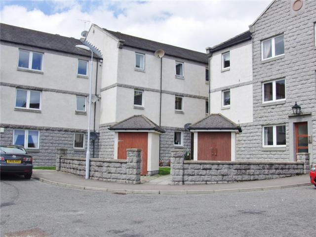  Image of 2 Bedroom Flat  To Rent at Denwood, Aberdeen, AB15 at Aberdeen  Aberdeen, AB15 6JF