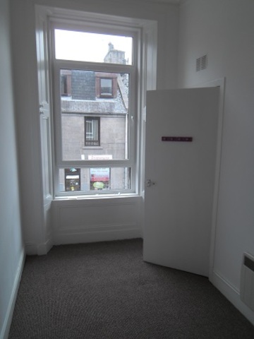  Image of 2 Bedroom Flat  To Rent at George Street, Aberdeen, AB25 at City Centre Aberdeen Aberdeen, AB25 1EP