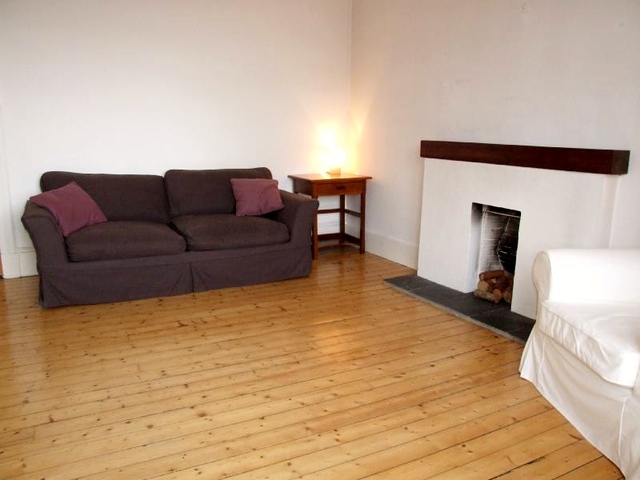  Image of 1 Bedroom Flat  To Rent at Rosemount Place, Aberdeen, AB25 at Rosemount Aberdeen Aberdeen, AB25 2YB