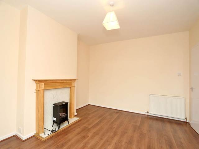  Image of 2 Bedroom Flat  To Rent at Springfield Place, Aberdeen, AB15 at West End Aberdeen Aberdeen, AB15 7SF