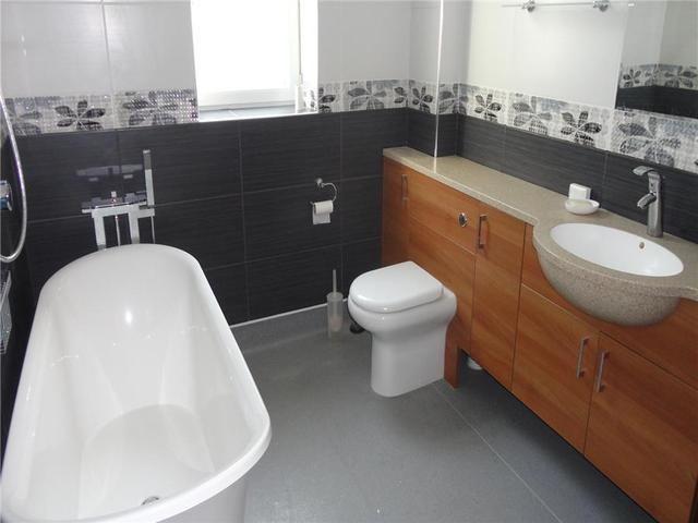  Image of 3 Bedroom Detached House  To Rent at Springfield Road, Aberdeen, AB15 at Mannofield Aberdeen Aberdeen, AB15 7RW