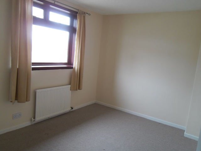  Image of 3 Bedroom Semi-Detached House  To Rent at Upper Mastrick Way, Aberdeen, AB16 at Mastrick Aberdeen Aberdeen, AB16 5QG