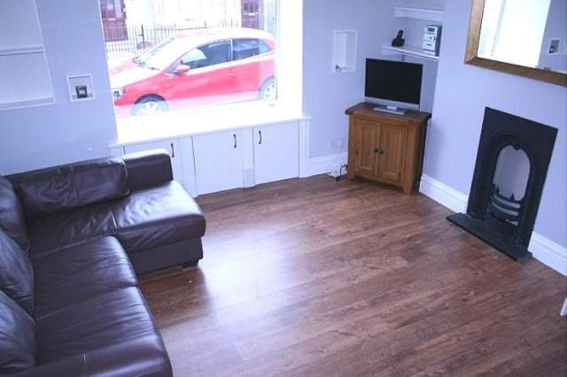  Image of 1 Bedroom Flat  To Rent at Hardgate, Aberdeen, AB10 at City Centre Aberdeen Aberdeen, AB10 6AS
