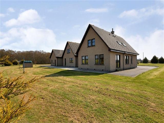  Image of 5 Bedroom Detached House  To Rent at Whitecairns, Aberdeen, AB23 at Belhelvie Aberdeenshire Aberdeenshire, AB23 8XP