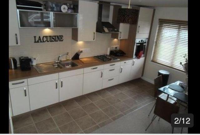  Image of 2 Bedroom Flat  To Rent at Midstocket View, Aberdeen, AB15 at Aberdeen, AB15 6BS