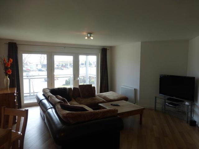  Image of 2 Bedroom Flat  To Rent at Midstocket View, Aberdeen, AB15 at West End Aberdeen Aberdeen, AB15 6BS