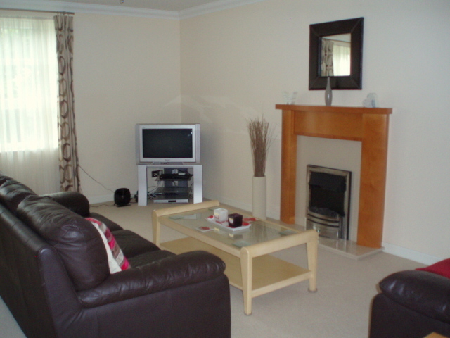  Image of 2 Bedroom Flat  To Rent at Great Western Road, Aberdeen, AB10 at West End Aberdeen Aberdeen, AB10 6NP