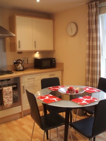  Image of 2 Bedroom Flat  To Rent at Great Western Road, Aberdeen, AB10 at West End Aberdeen Aberdeen, AB10 6NP