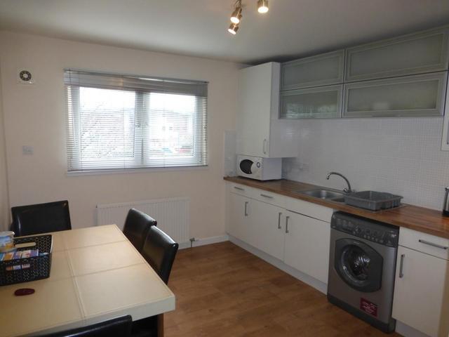  Image of 2 Bedroom Flat  To Rent at Links Road, Aberdeen, AB24 at City Centre Aberdeen Aberdeen, AB24 5DJ