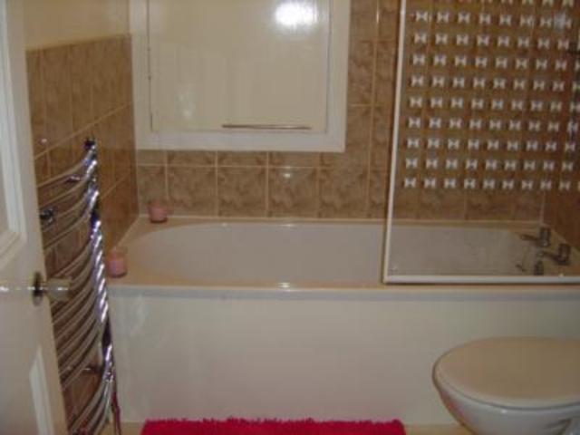  Image of 1 Bedroom Flat  To Rent at Mid Stocket Road, Aberdeen, AB15 at Rosemount Aberdeen Aberdeen, AB15 5JD