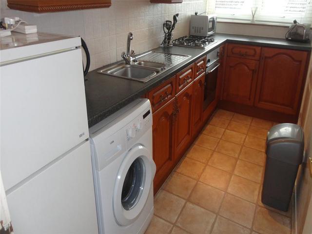  Image of 2 Bedroom Flat  To Rent at Stockethill Crescent, Aberdeen, AB16 at Stockethill Aberdeen Aberdeen, AB16 5TP