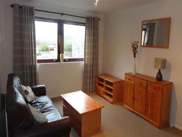  Image of 2 Bedroom Flat  To Rent at Urquhart Terrace, Aberdeen, AB24 at City Centre Aberdeen Aberdeen, AB24 5NJ