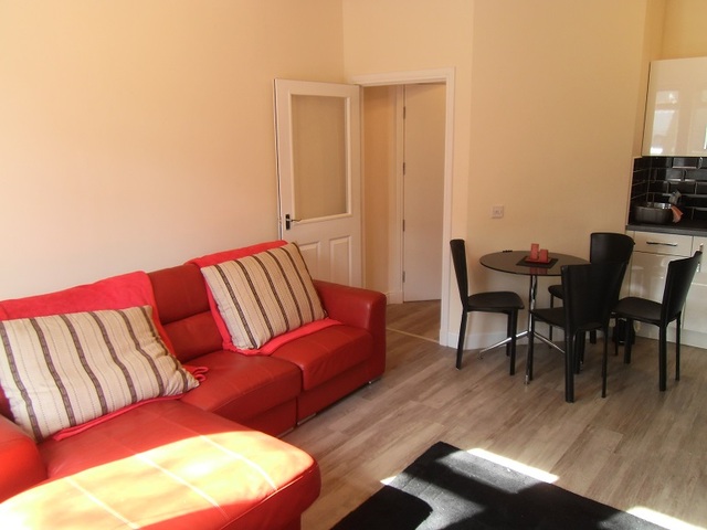  Image of 2 Bedroom Flat  To Rent at Walker Road, Aberdeen, AB11 at Torry Aberdeen Aberdeen, AB11 8BR