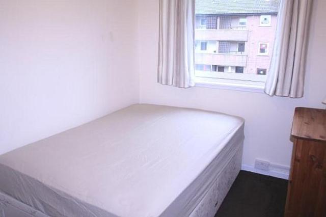  Image of 3 Bedroom Flat  To Rent at Gardner Crescent, Aberdeen, AB12 at Kincorth Aberdeen Aberdeen, AB12 5TT