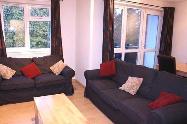  Image of 3 Bedroom Flat  To Rent at Gardner Crescent, Aberdeen, AB12 at Kincorth Aberdeen Aberdeen, AB12 5TS
