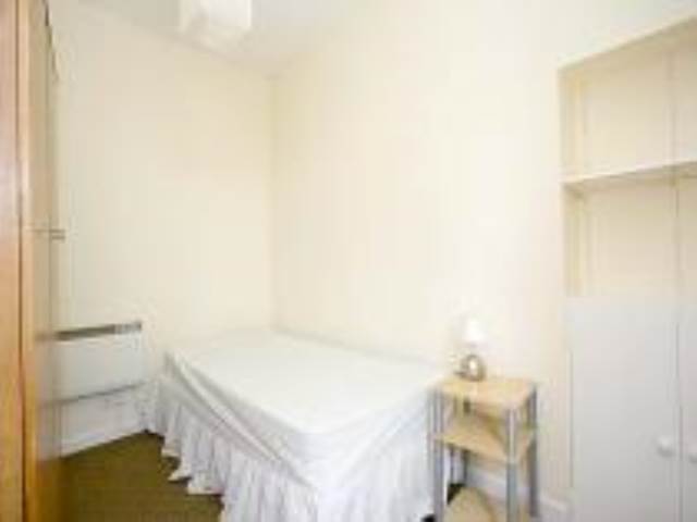  Image of 2 Bedroom Flat  To Rent at Bedford Road, Aberdeen, AB24 at Old Aberdeen Aberdeen Aberdeen, AB24 3LP
