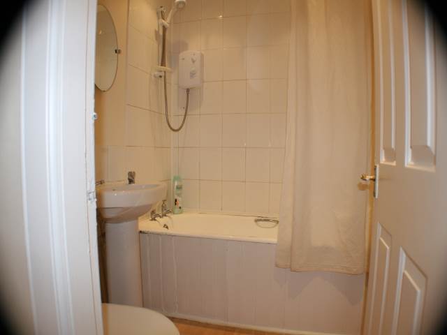  Image of 2 Bedroom Flat  To Rent at Rosemount Viaduct, Aberdeen, AB25 at City Centre Aberdeen Aberdeen, AB25 1NT