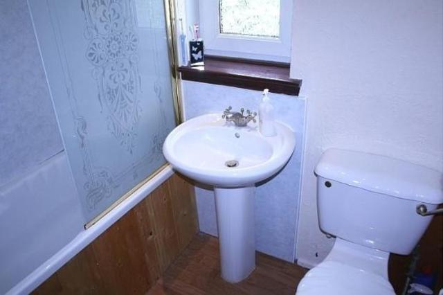  Image of 3 Bedroom Terraced House  To Rent at Ruthrie Road, Aberdeen, AB10 at Garthdee Aberdeen Aberdeen, AB10 7HN