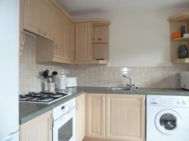  Image of 2 Bedroom Flat  To Rent at Albury Mansions, Aberdeen, AB11 at Ferryhill Aberdeen Aberdeen, AB11 6TJ