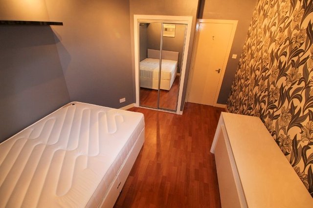 Image of 1 Bedroom Flat  To Rent at Raeburn Place, Aberdeen, AB25 at Rosemount Aberdeen Aberdeen, AB25 1PQ