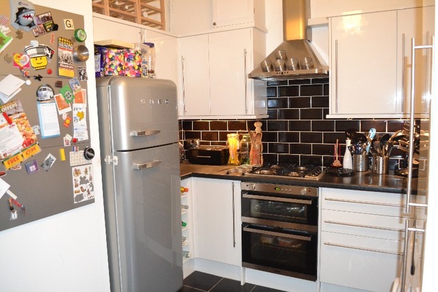  Image of 2 Bedroom Flat  To Rent at Skene Square, Aberdeen, AB25 at Rosemount Aberdeen Aberdeen, AB25 2UP