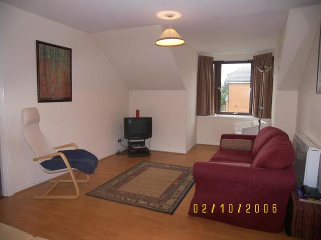  Image of 2 Bedroom Flat  To Rent at Back Hilton Road, Aberdeen, AB25 at Hilton Aberdeen Aberdeen, AB25 3SS
