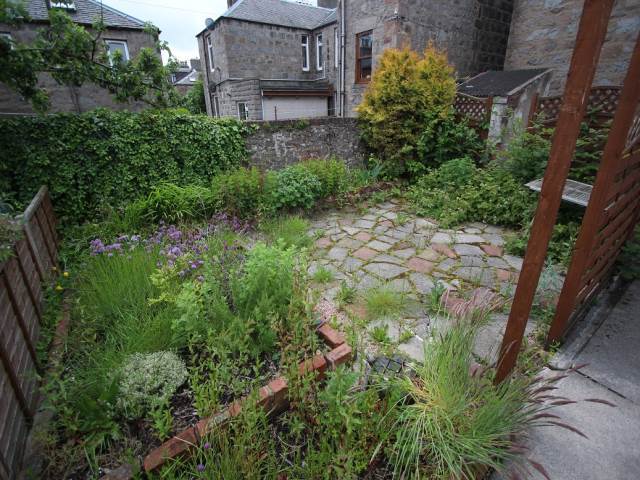  Image of 5 Bedroom Flat  To Rent at Leslie Terrace, Aberdeen, AB25 at City Centre Aberdeen Aberdeen, AB25 3XD
