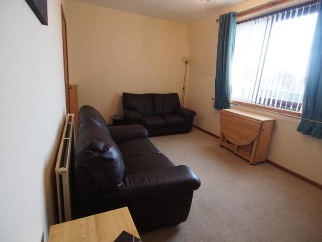  Image of 2 Bedroom Flat  To Rent at Richmond Walk, Aberdeen, AB25 at Rosemount Aberdeen Aberdeen, AB25 2YT