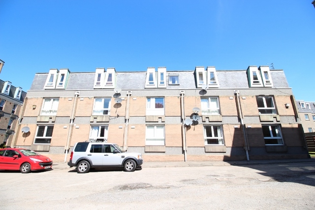 Image of 1 Bedroom Flat  To Rent at Salisbury Court, Aberdeen, AB10 at West End Aberdeen Aberdeen, AB10 6PN