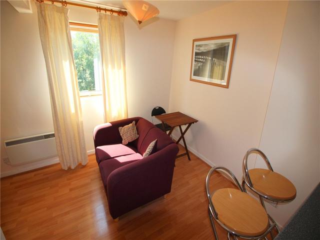 Image of 1 Bedroom Flat  To Rent at Salisbury Court, Aberdeen, AB10 at West End Aberdeen Aberdeen, AB10 6PN