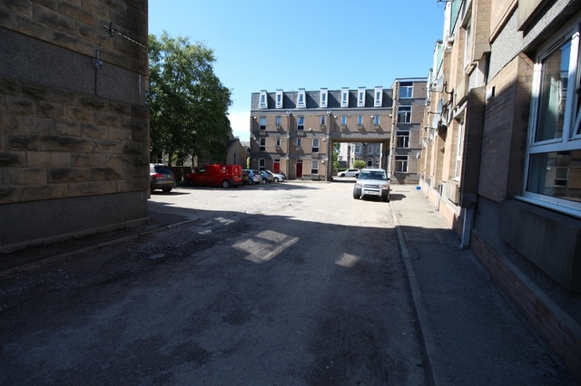 Image of 1 Bedroom Flat  To Rent at Salisbury Court, Aberdeen, AB10 at West End Aberdeen Aberdeen, AB10 6PN