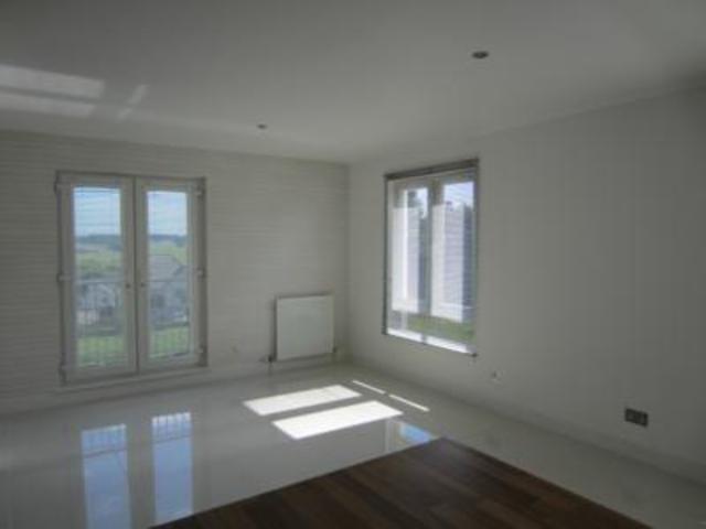  Image of 4 Bedroom Semi-Detached House  To Rent at Woodlands Terrace, Cults, Aberdeen, AB15 at Cults Aberdeen Aberdeen, AB15 9DG