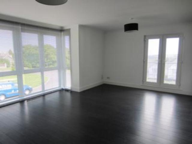  Image of 4 Bedroom Semi-Detached House  To Rent at Woodlands Terrace, Cults, Aberdeen, AB15 at Cults Aberdeen Aberdeen, AB15 9DG