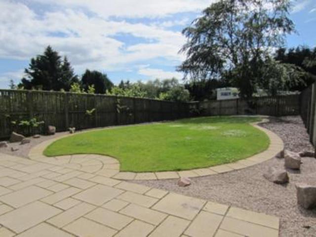  Image of 4 Bedroom Semi-Detached House  To Rent at Woodlands Terrace, Cults, Aberdeen, AB15 at Cults Aberdeen Aberdeen, AB15 9DG