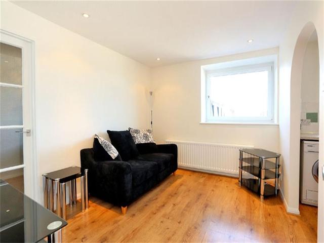  Image of 1 Bedroom Flat  To Rent at Gairn Terrace, Aberdeen, AB10 at Ferryhill Aberdeen Aberdeen, AB10 6BB