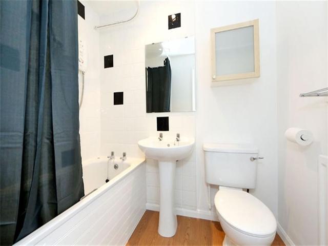  Image of 1 Bedroom Flat  To Rent at Gairn Terrace, Aberdeen, AB10 at Ferryhill Aberdeen Aberdeen, AB10 6BB